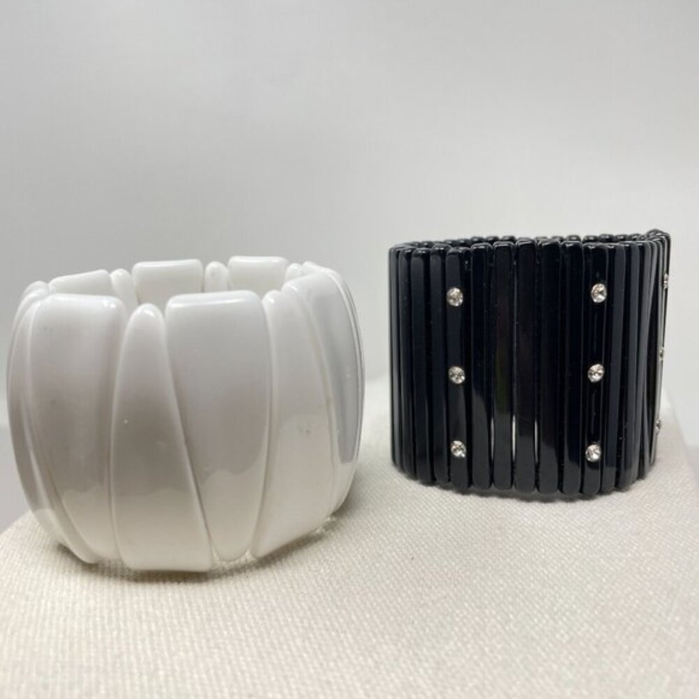 Vintage Acrylic Stretch Bracelet Set of 2 80's‎ 90's Geometric Textured Wide